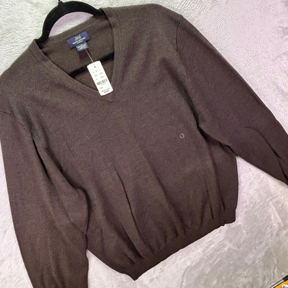 NWT Brooks Brothers Mens V-Neck Sweater Size L Brown Merino Wool Stretch Classic